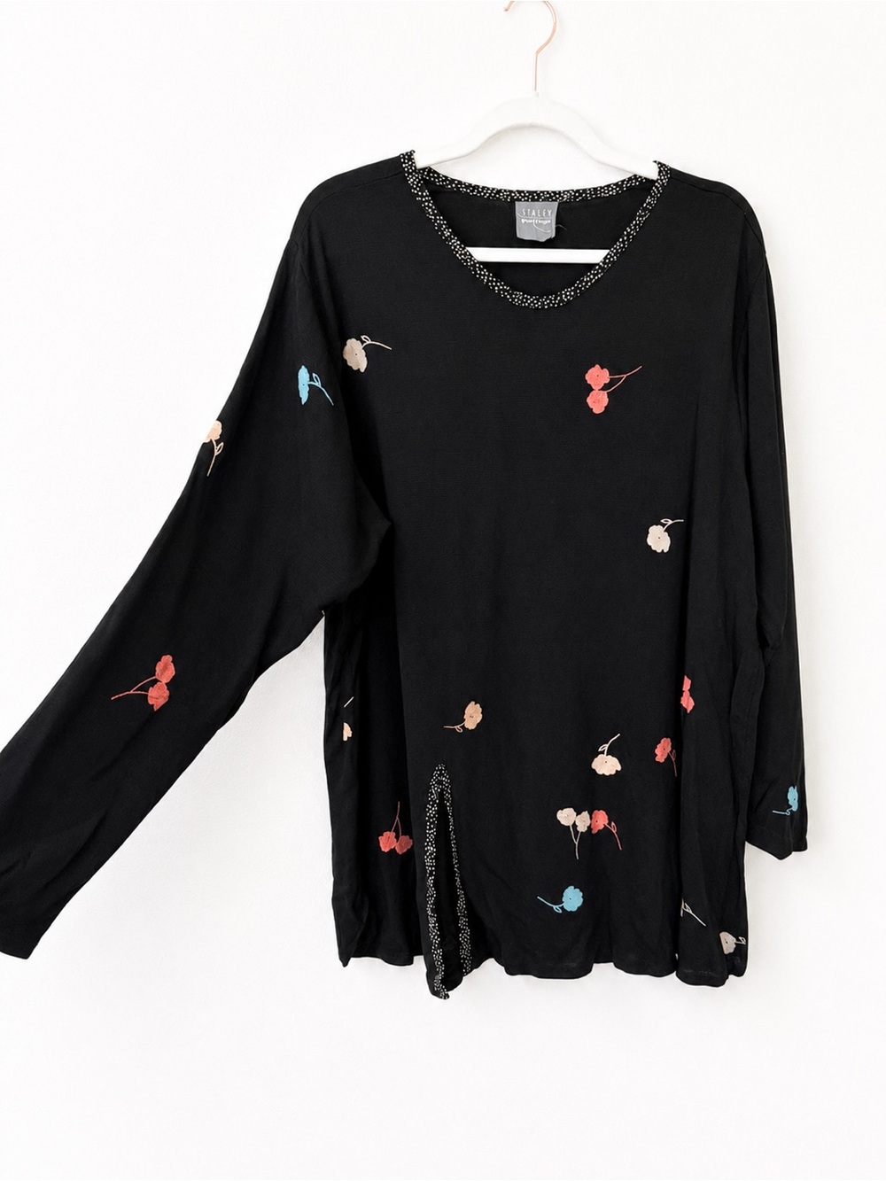 Stanley Gretzinger Ready Art to Wear Black Floral Top Artisan Lagenlook XL